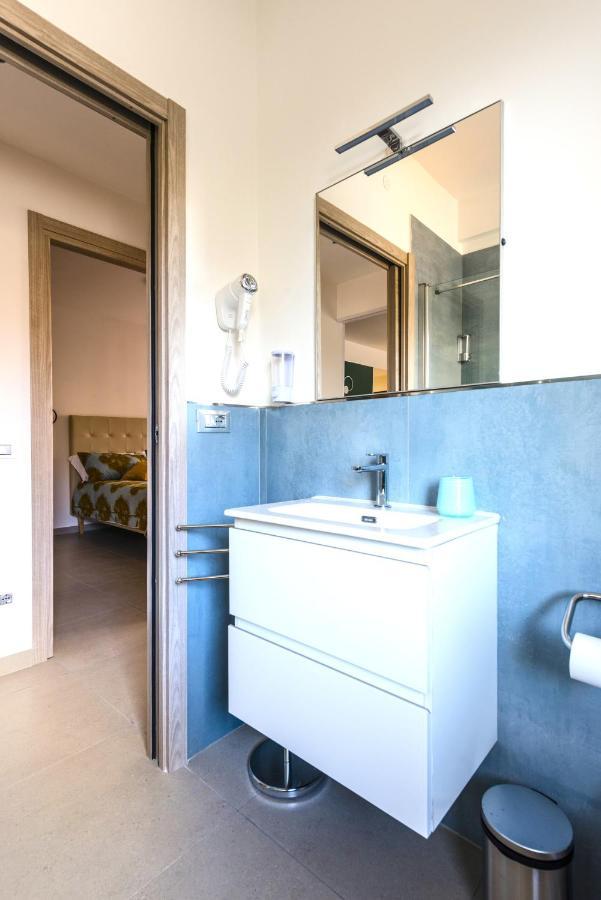 Hostly - Cisanello Suite Apartment - Light And Colors Пиза Экстерьер фото